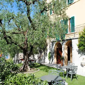 Hotel Tiziana Garnì **